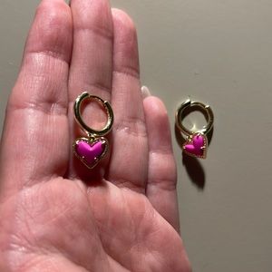 Kendra pink heart earrings